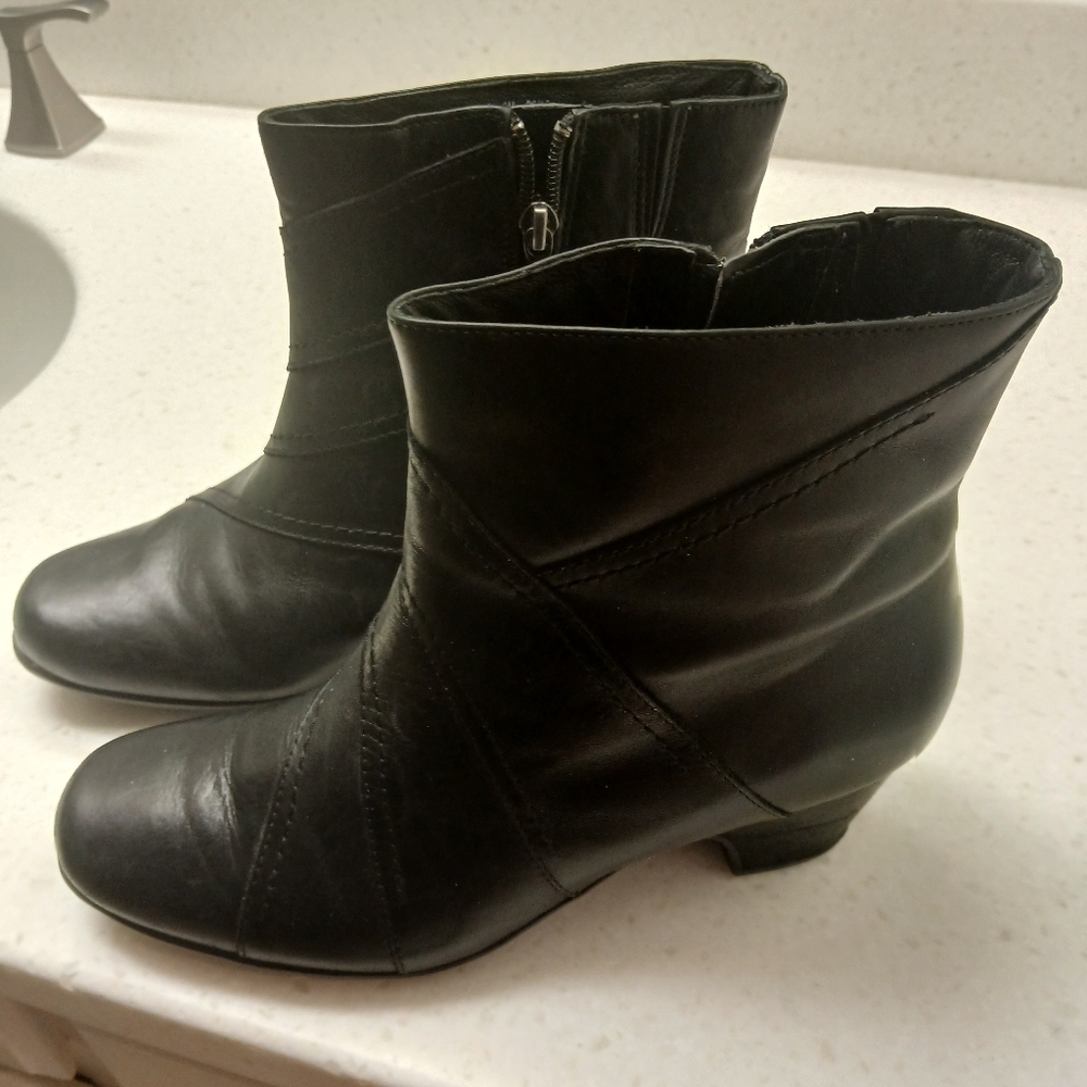 Womans Boots